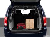  Trunk props photo